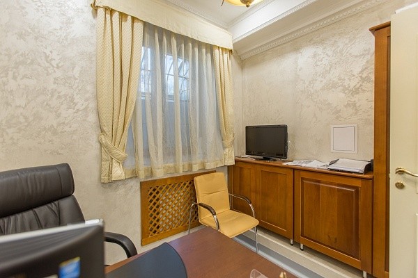 Офис на Нововаганьковском переулке